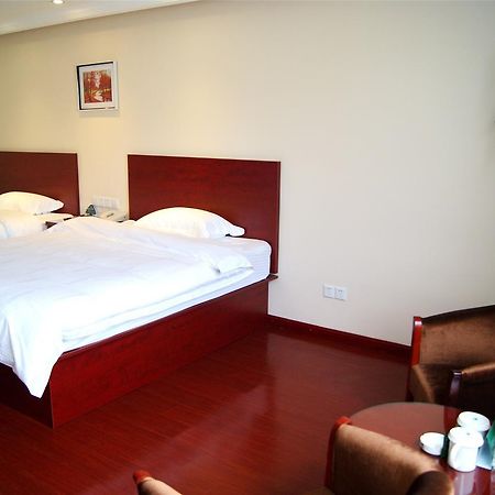 Greentree Inn Jiangsu Suzhou Kunshan High Speed Rail Station Hengshan Road Express Hotel Zewnętrze zdjęcie
